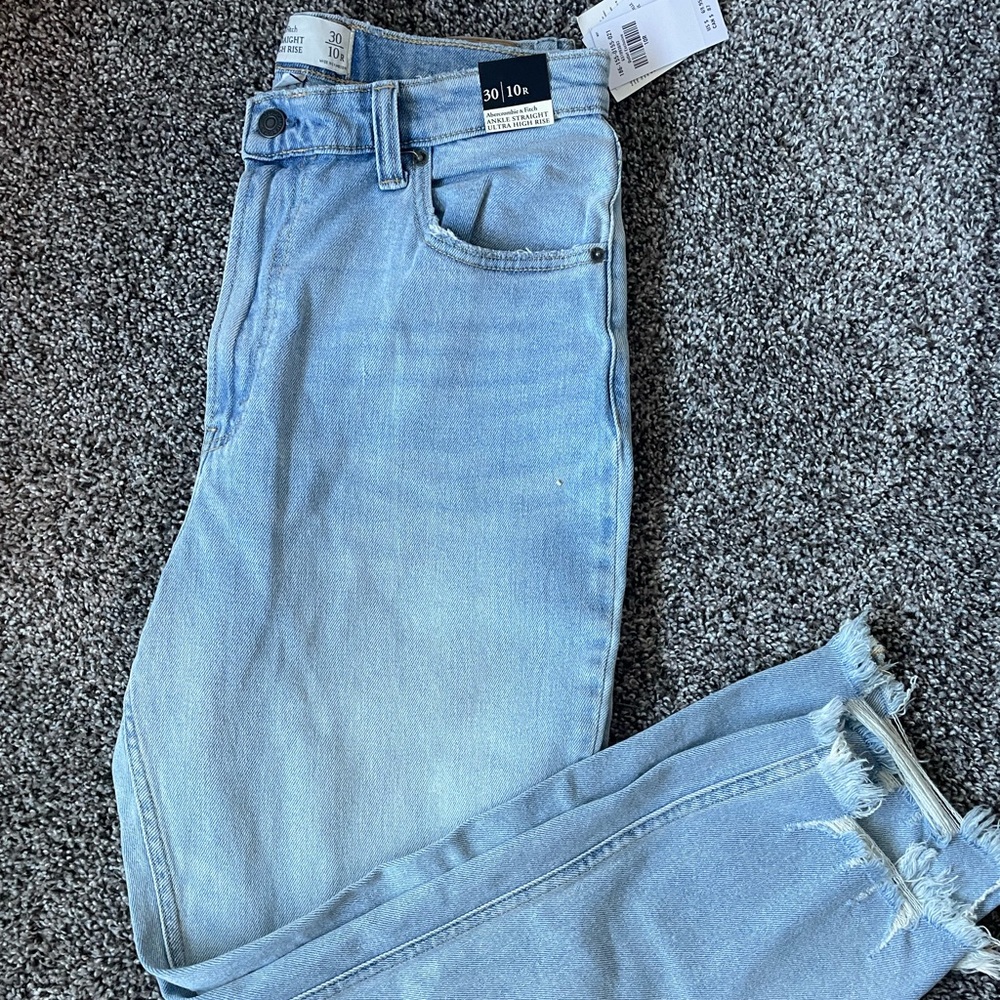 Abercrombie New Jeans
